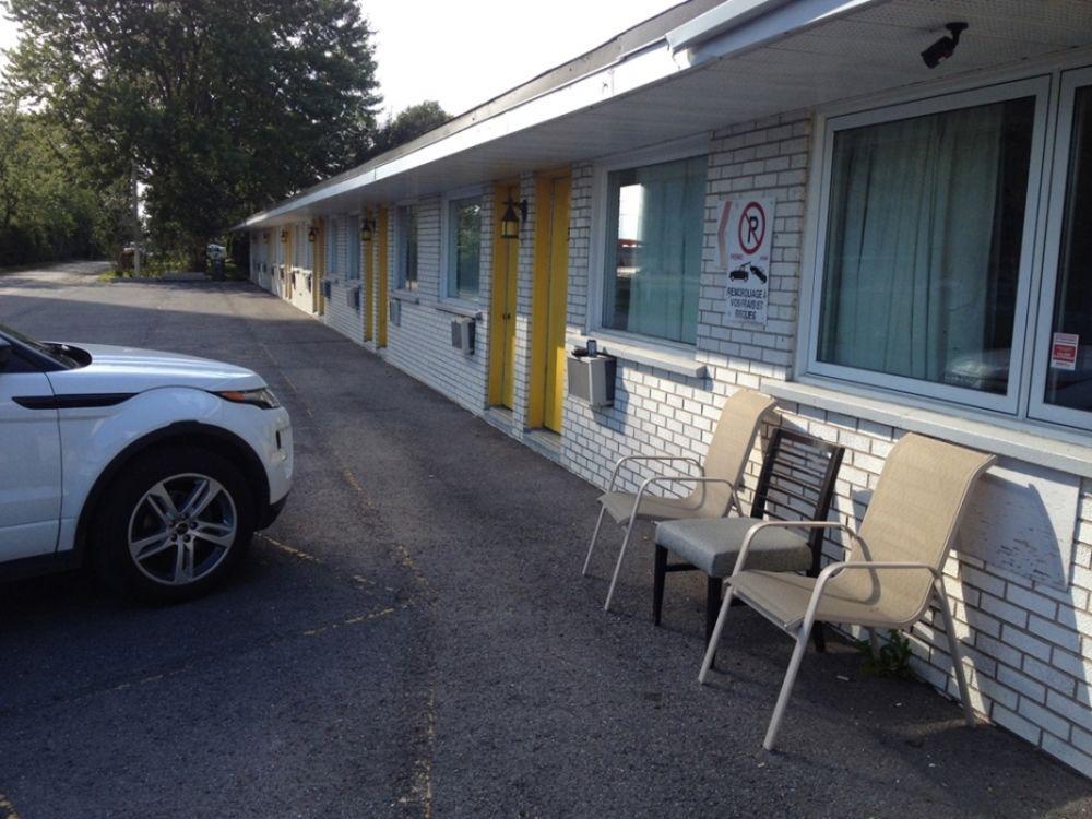 بروسار Motel Champlain المظهر الخارجي الصورة